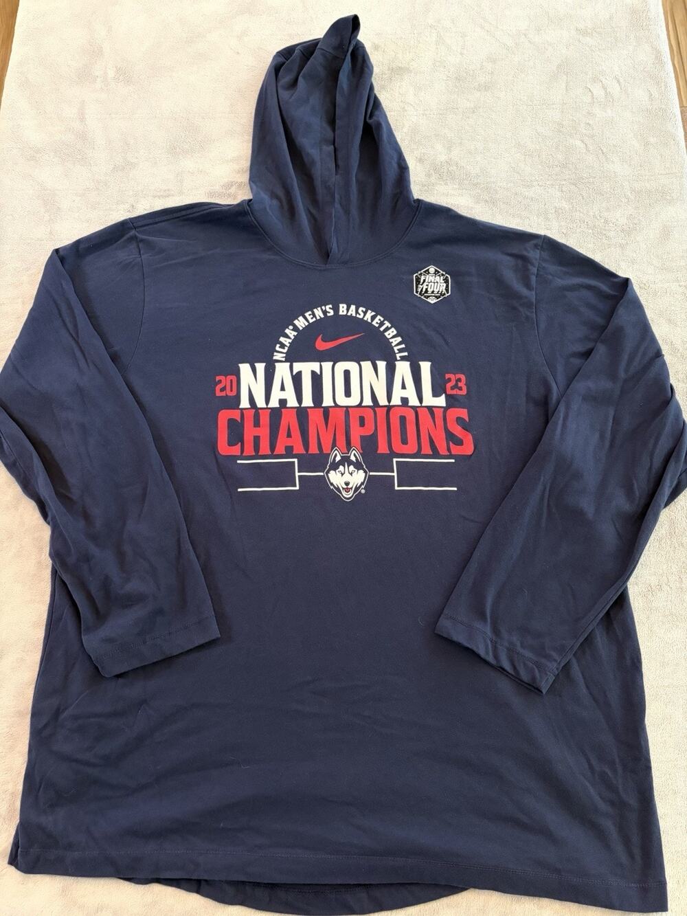 Nike UConn Huskies 2023 National Champions Hoodie Mens XXL